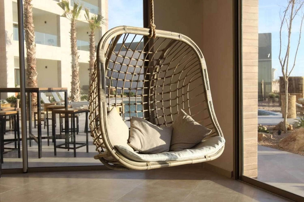 Hanging armchair