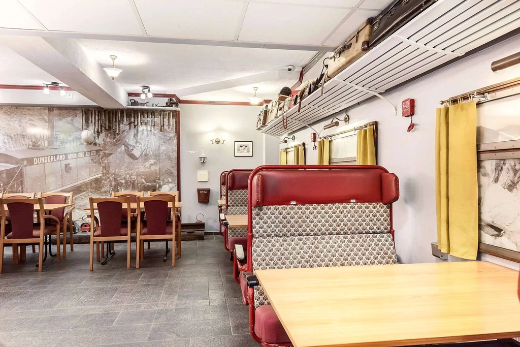 Ole Tobias restaurant area