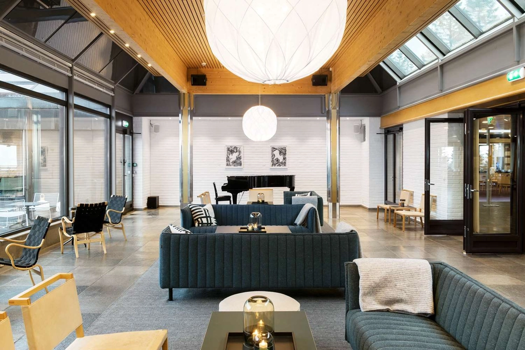 Conference area lounge