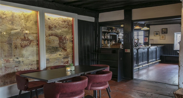 olde bell hotel dining