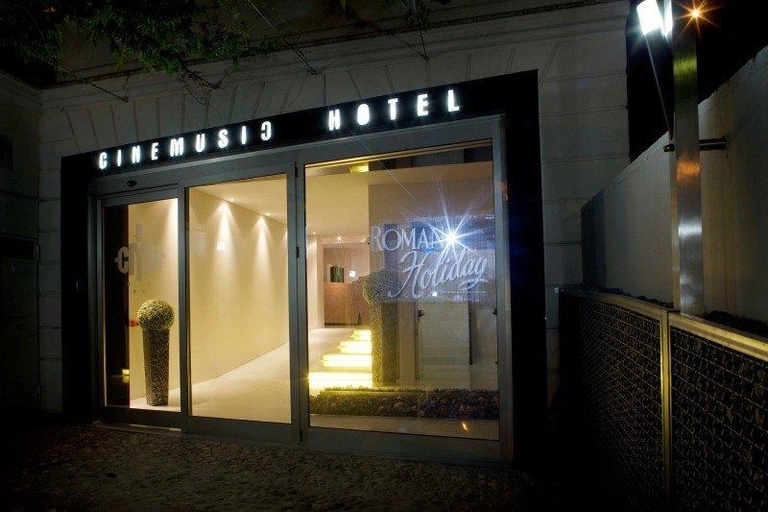 BEST WESTERN Cinemusic Hotel