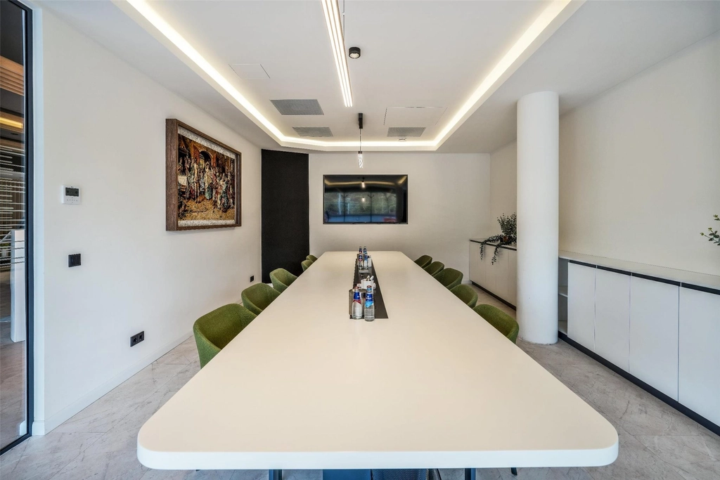 Executive Residency by Best Western Amsterdam Airport