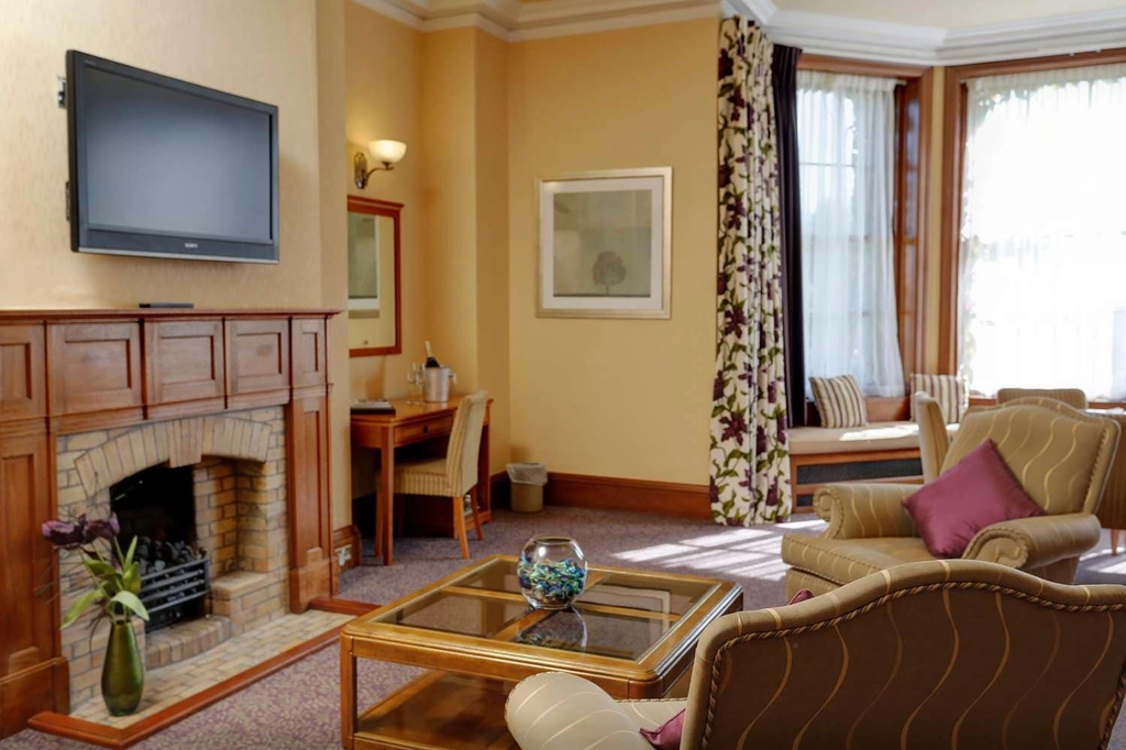 Deluxe: King Room