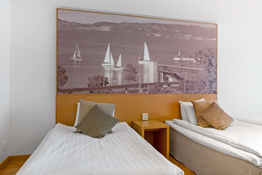 Twin Room Family and Standard