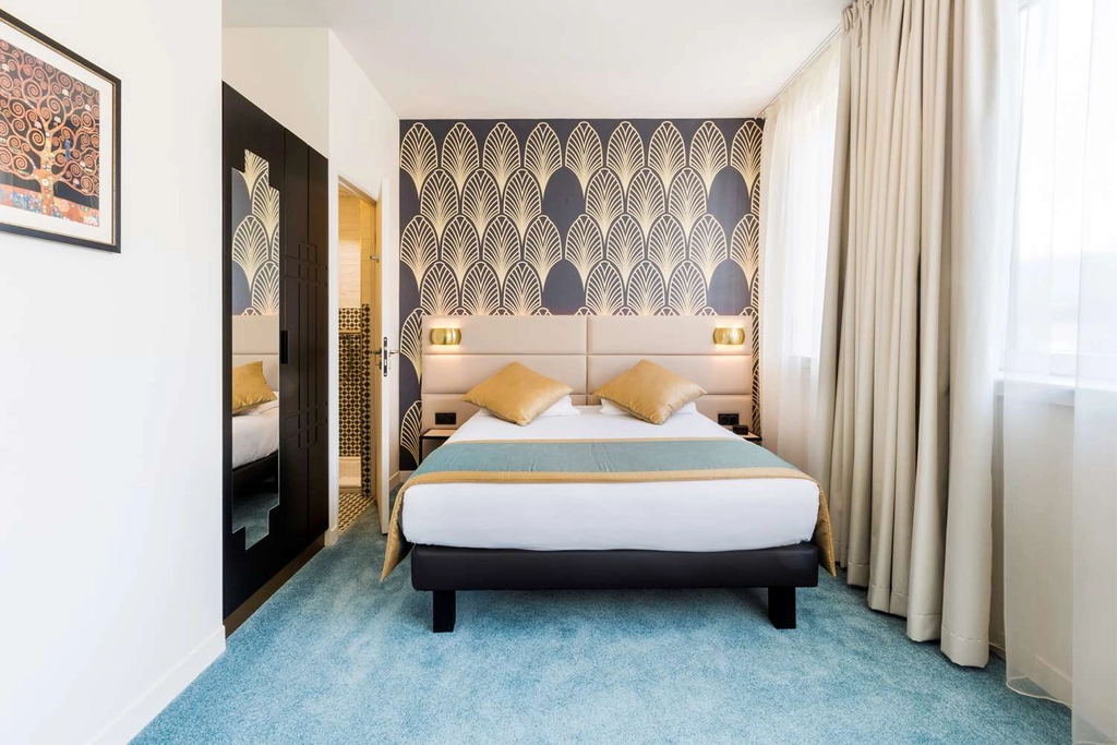 Classic Guest Room