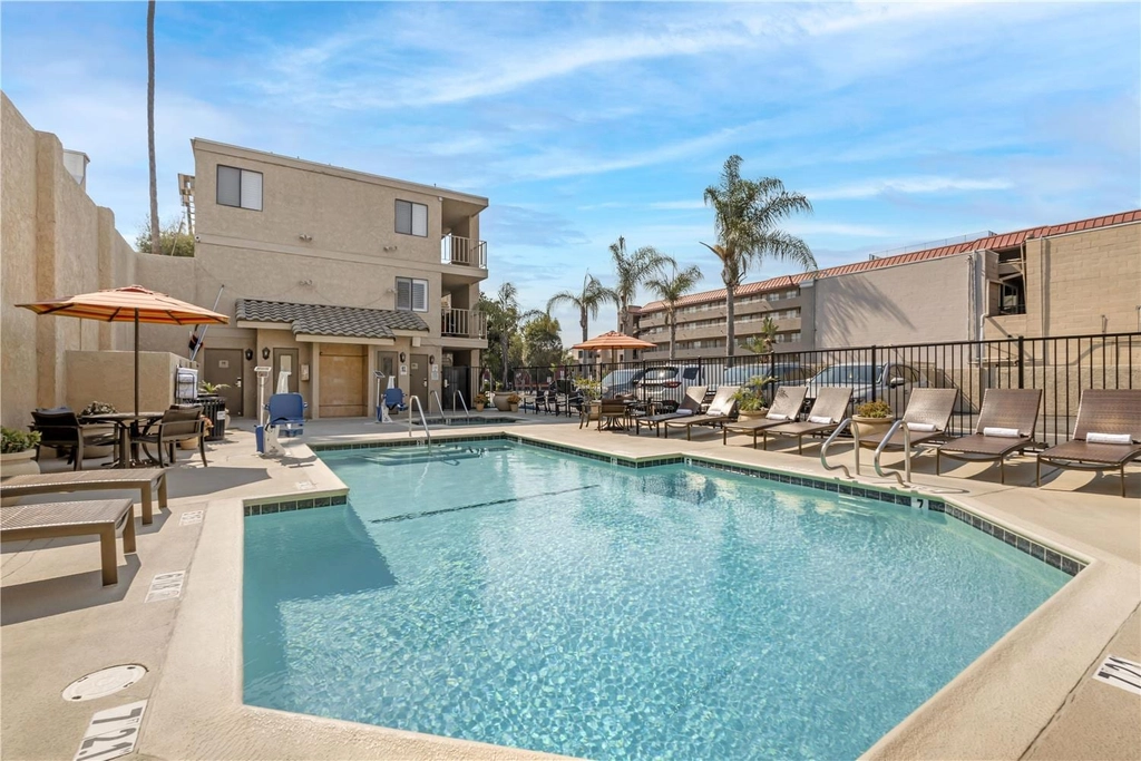 Outdoor Pool and Hot Tub
