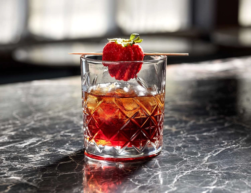 Aiden Darling Harbour Wayfarer s Signature Cocktail I Heart Negroni