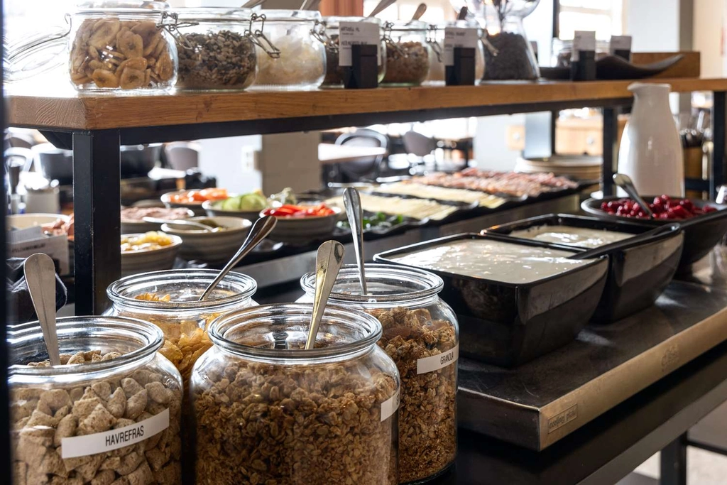 Hotel Falkoping Breakfast buffet