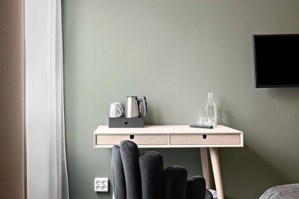 Hotel Falkoping standard desk