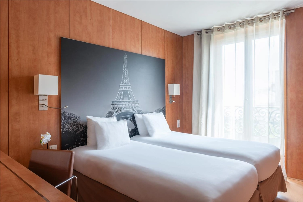 Standard Twin Room