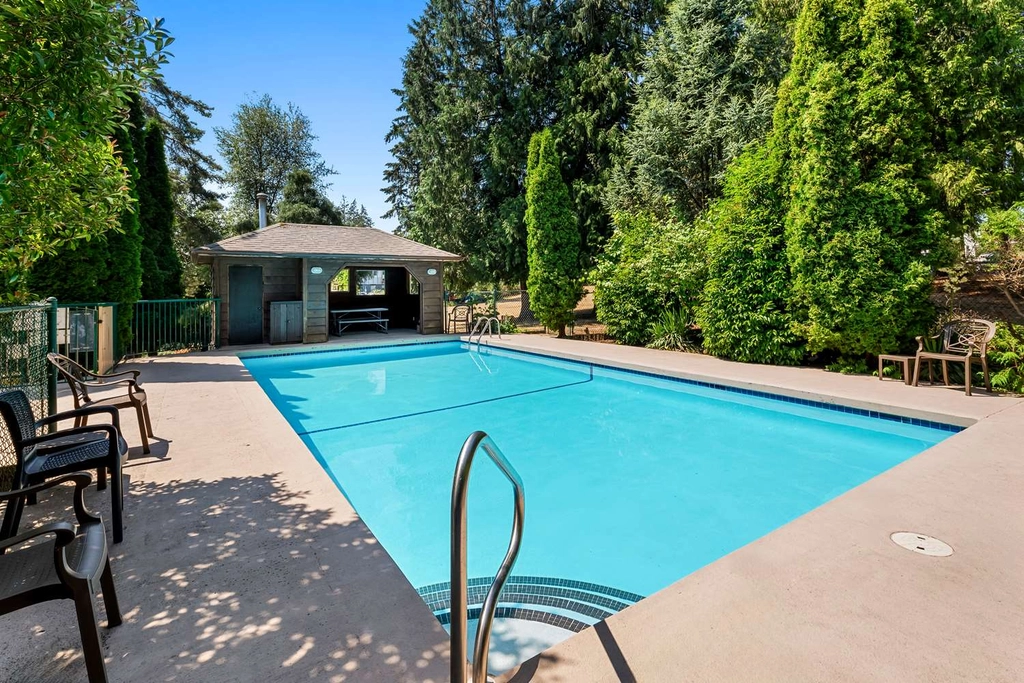 BW Duncan BC Pool