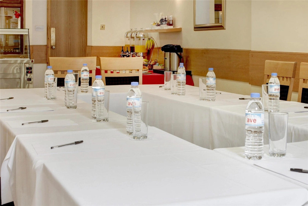 ilford hotel meeting space