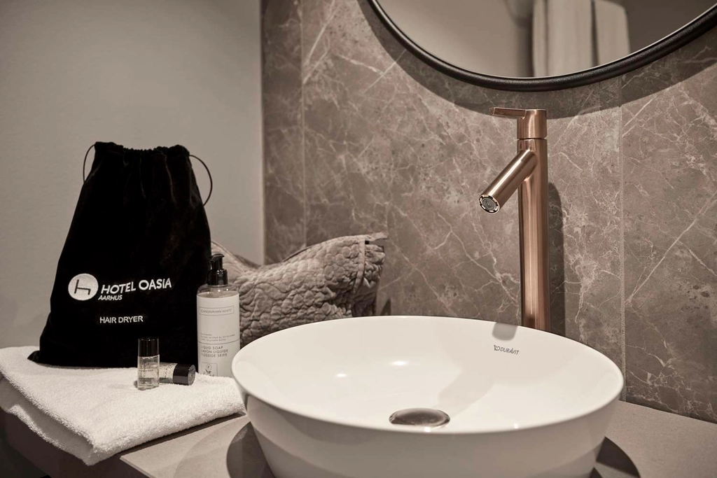 Badev relse suite Hotel Oasia