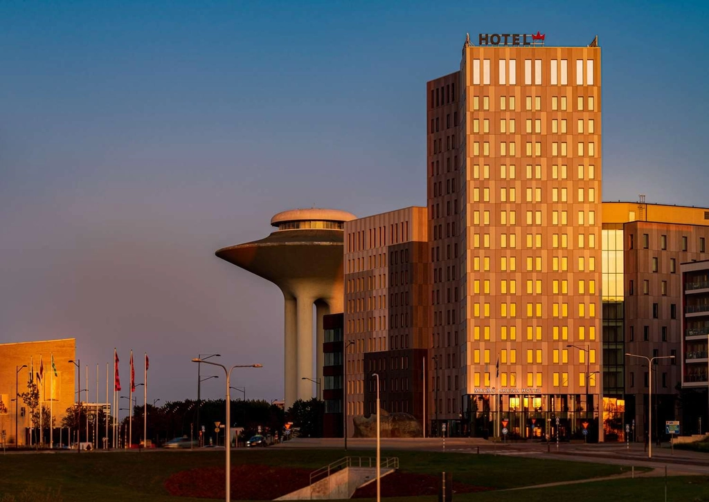 Exterior NEF