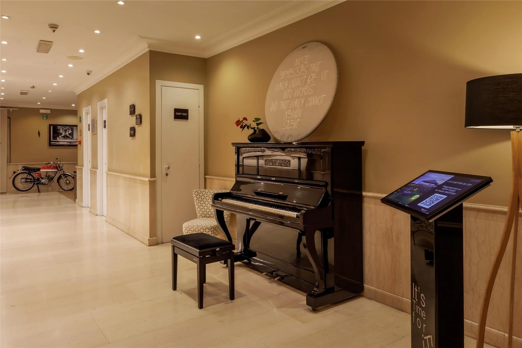 A pause with a musical note