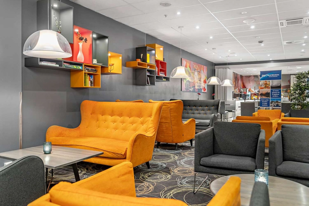 Best Western Leto Arena lobby area