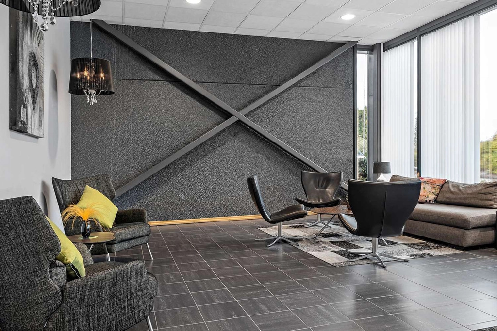 Best Western Leto Arena Lounge area