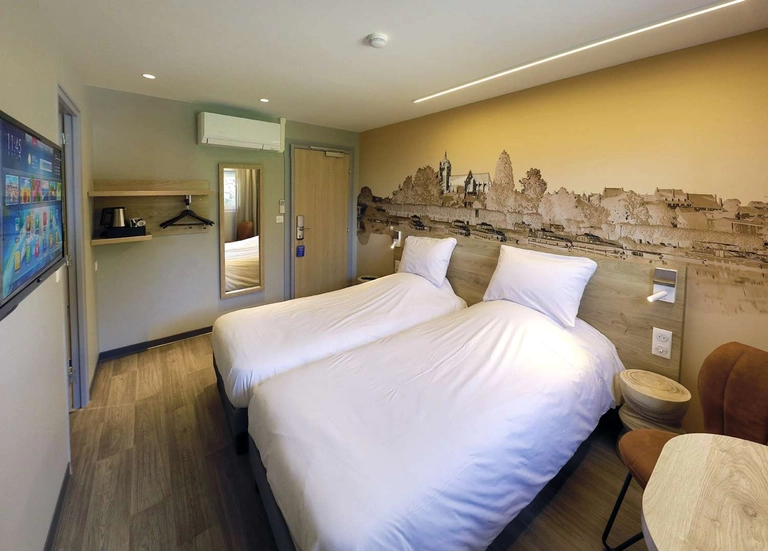 Twin room