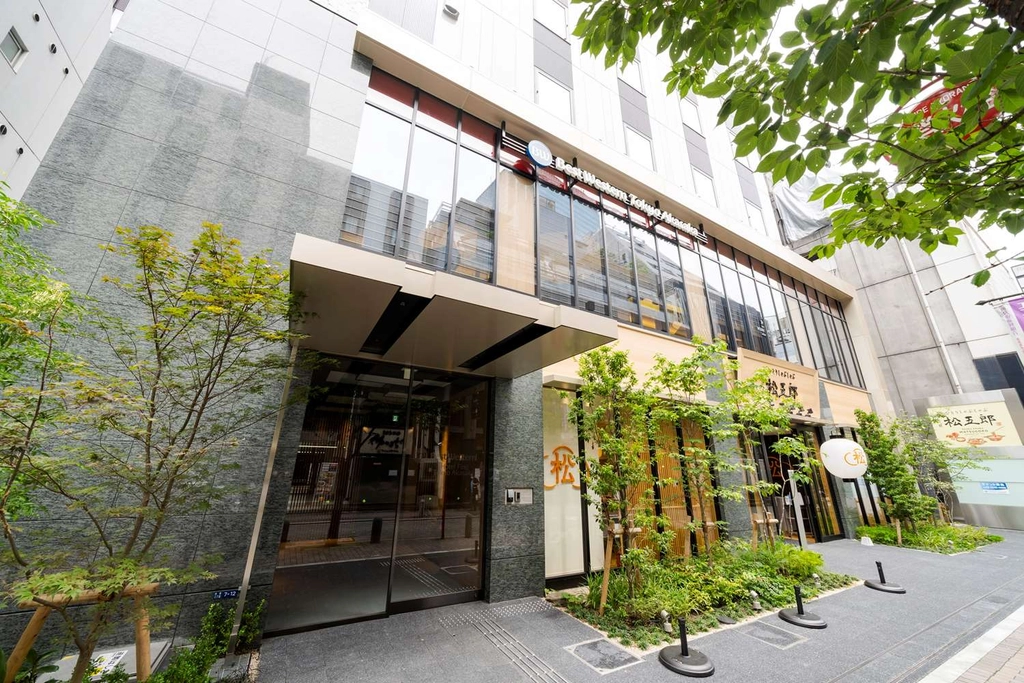 Hotel Building
