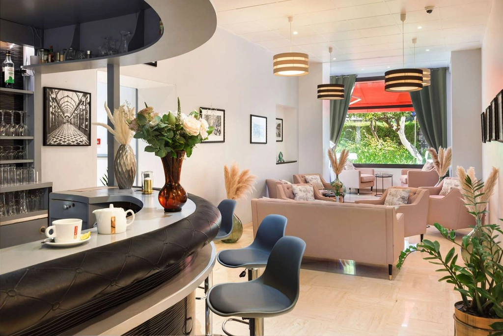 Bar Lounge