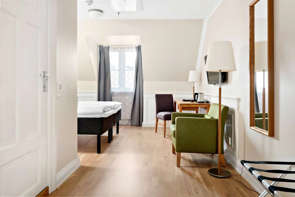 Standard double room