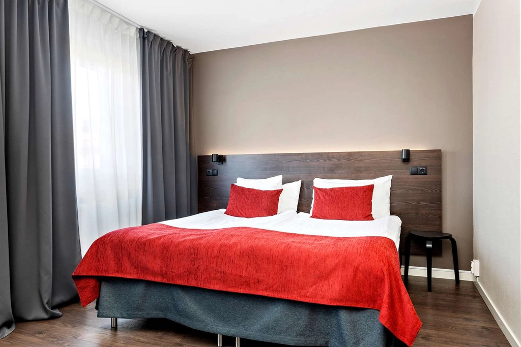Best Western Savoy Karlstad Room Standard King Bed