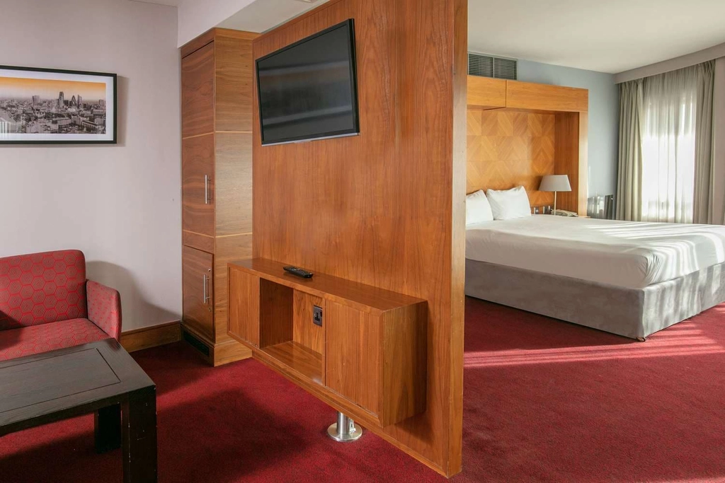 the crown london bedrooms