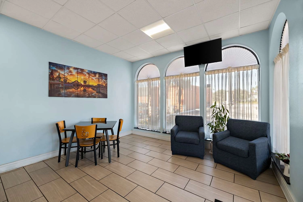 BW Clermont FL Lobby