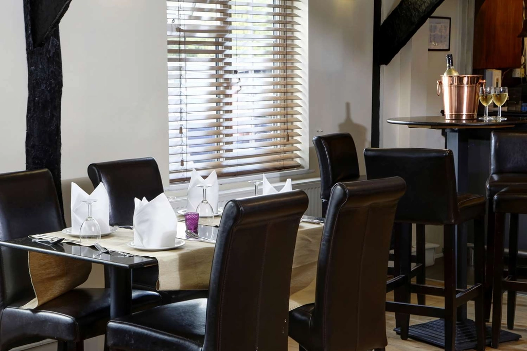 gatwick skylane hotel dining