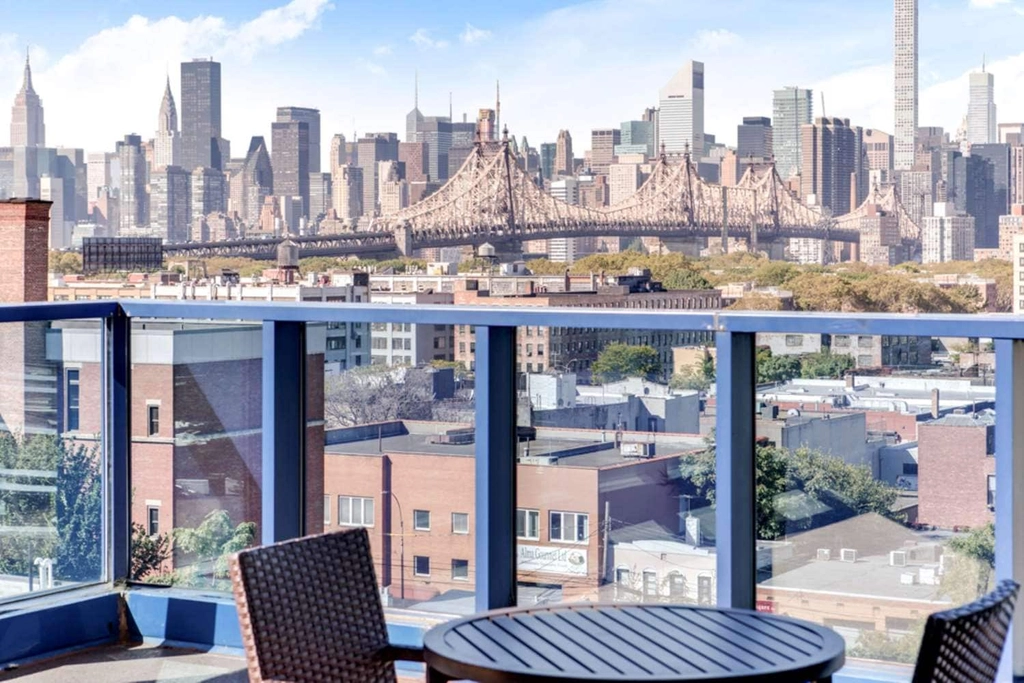 7th Floor Terrace - Outdoor Patio