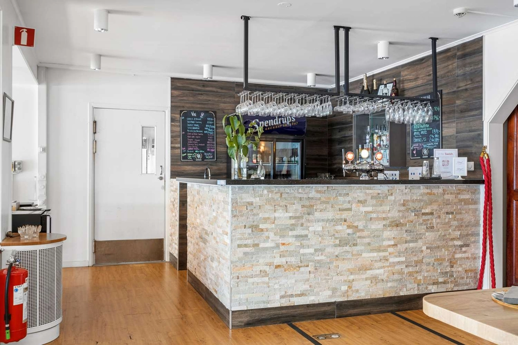 Bar Hotell Frykenstrand BW