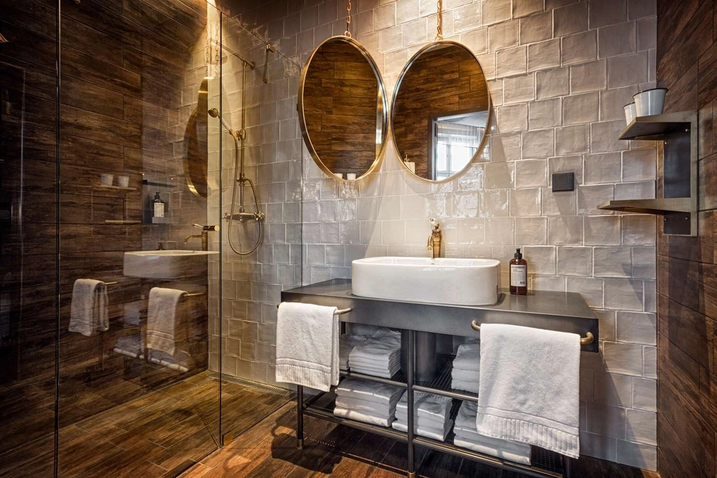 JS JS Executive Bathroom Stora Hotellet Ume