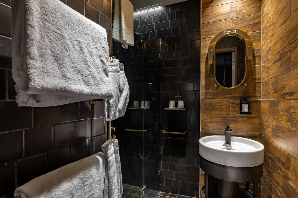 Superior Bathroom Stora Hotellet Ume