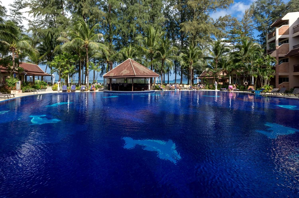Pool Bar