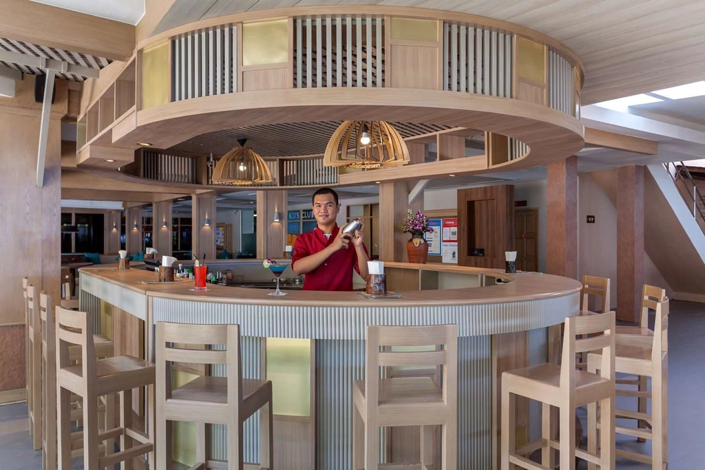 Lobby Bar