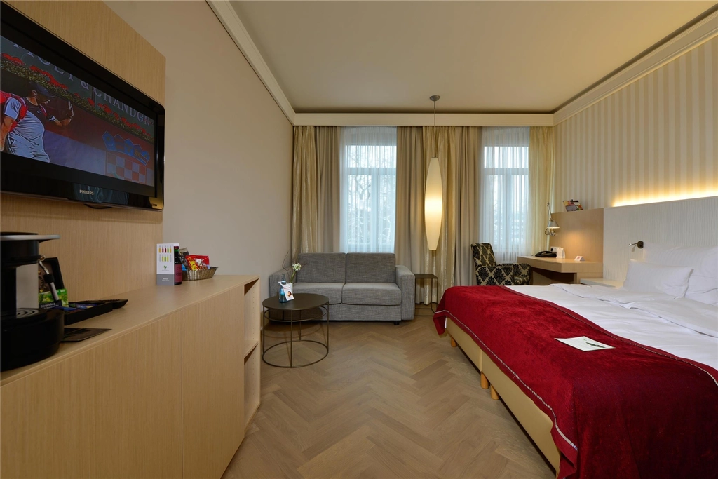 Guest room