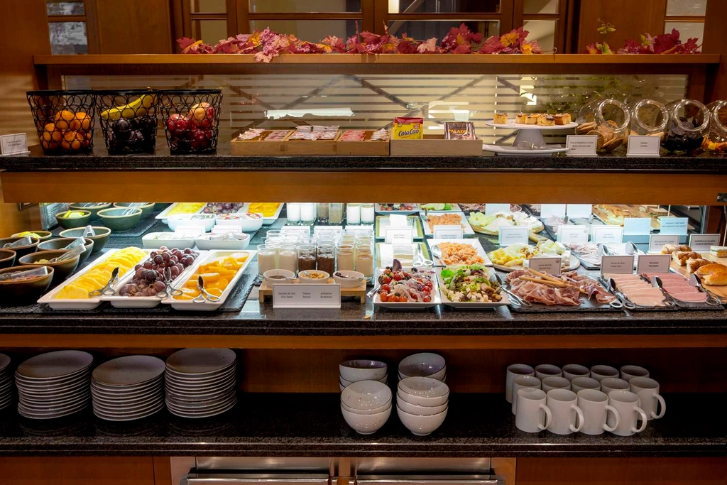 Buffet Breakfast