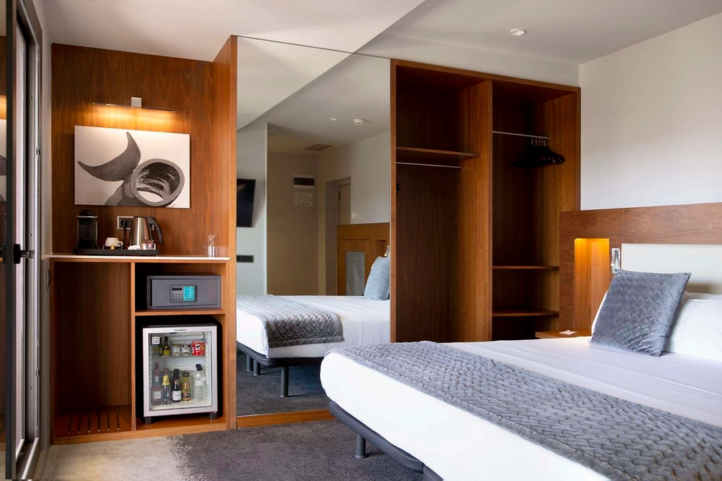 Suite