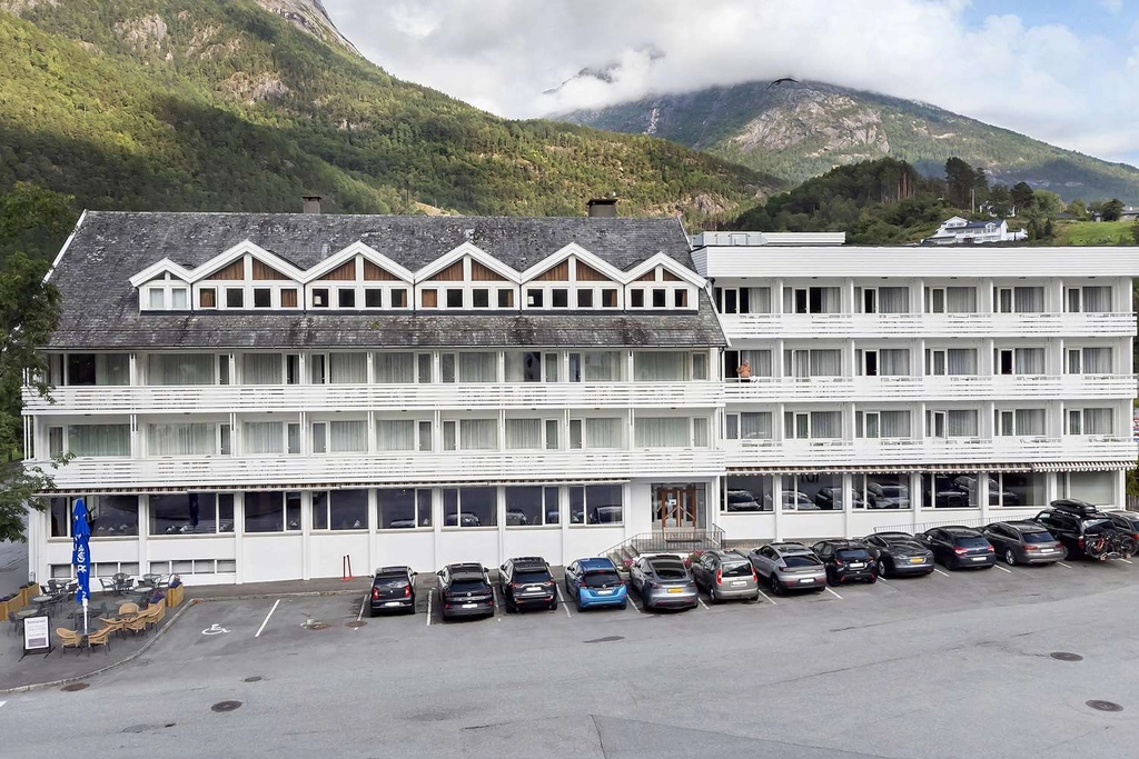 Hotel Exterior