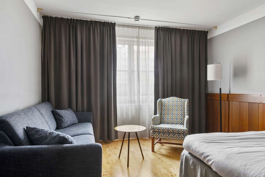 BW Gustaf Wasa Family Room sofa